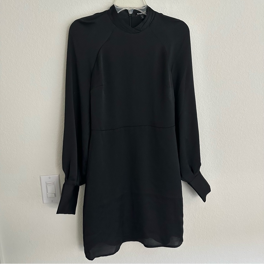 NWT EXPRESS Mock Neck Balloon Sleeve Dress​